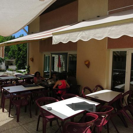 Le Pidanoux Hotel Saint-Julien-du-Verdon Eksteriør billede